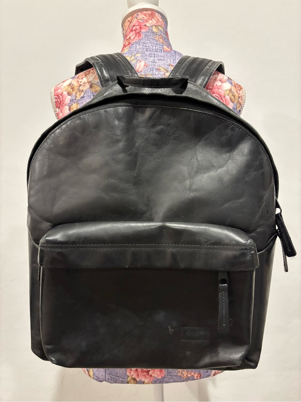 Eastpak Padded Pak R Classic Black Ink Leather Backpack - Picture 2 of 12